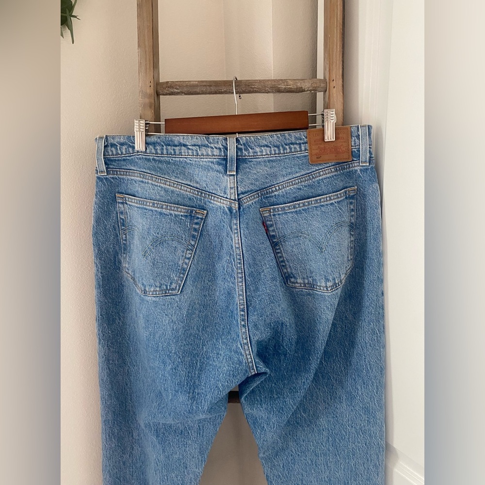Levi’s - 501 Original Fit Straight Leg Jeans / Color: Hollow Days - Size 34x32 - Picture 11 of 13
